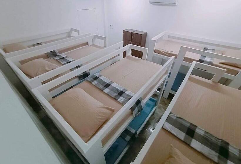 هتل Tropical Vibes Inn Siargao