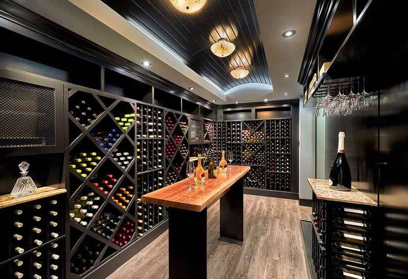 1000, Lxr Hotels & Resorts