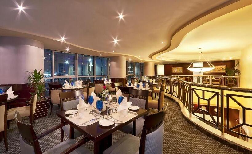 Al Manzel Hotel Apartments