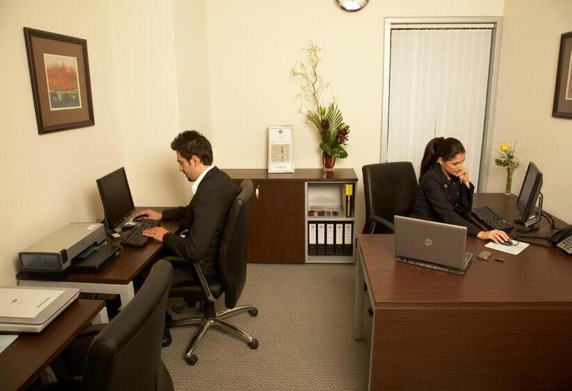 Al Manzel Hotel Apartments