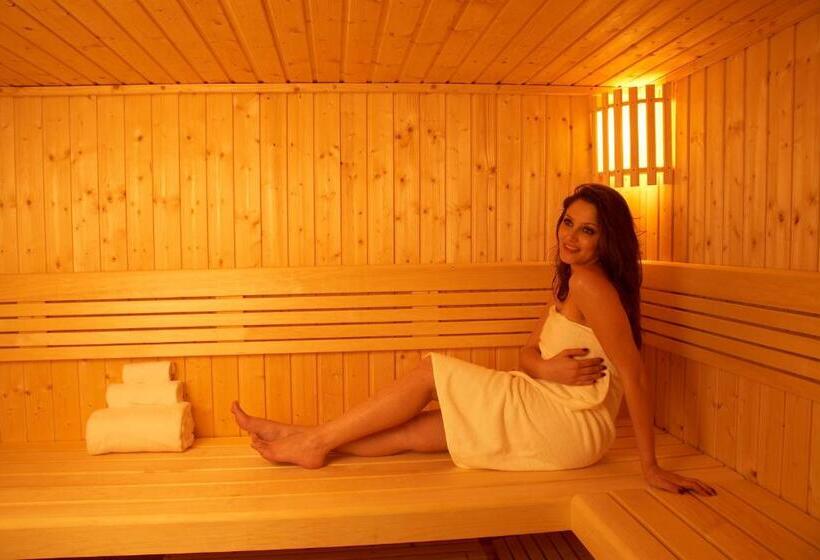 Al Manzel Hotel Apartments