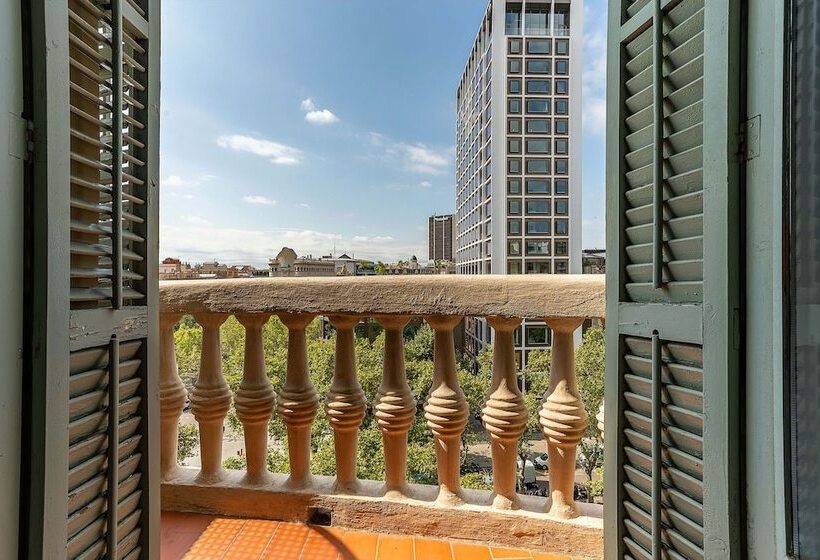 Casa Gracia Barcelona   Hostel