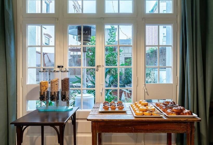 Casa Gracia Barcelona   Hostel