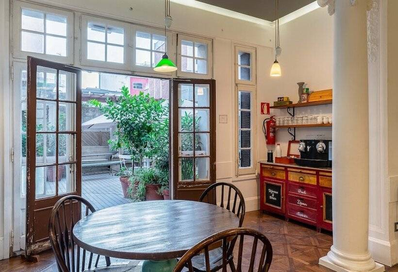 Casa Gracia Barcelona   Hostel