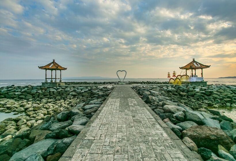 Ashyana Candidasa Beach Resort