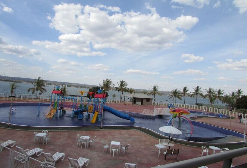 Bay Park Hotel Resort