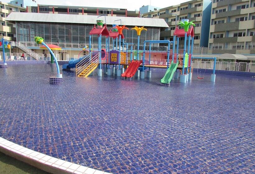 Bay Park Hotel Resort