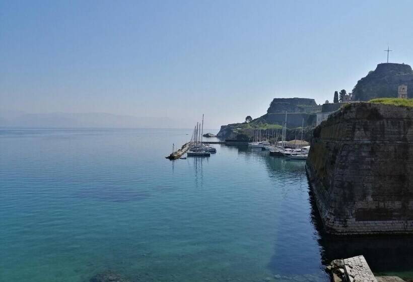 Comfy Hostel Studios