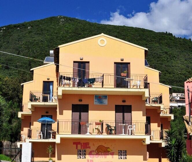 Comfy Hostel Studios