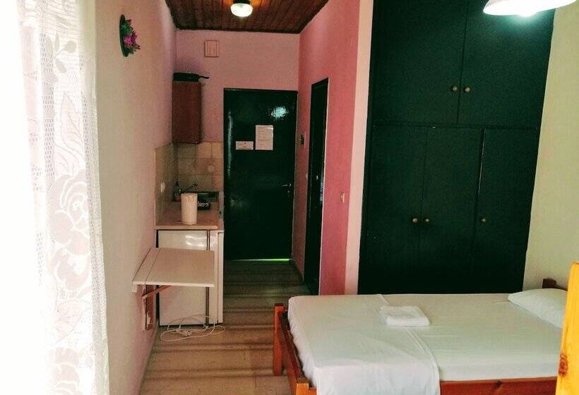 Comfy Hostel Studios