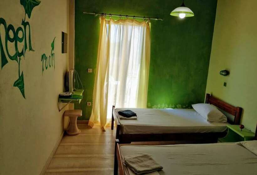 Comfy Hostel Studios