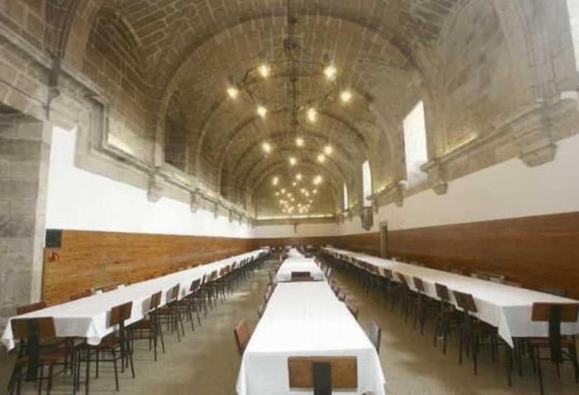 簡易ホテル Hospederia San Martin Pinario