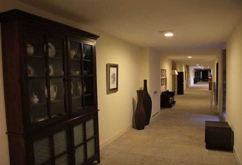 簡易ホテル Hospederia San Martin Pinario