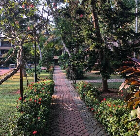 酒店 Abad Harmonia Ayurvedic Beach Resort