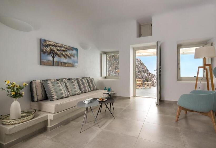 Отель Adamant Suites