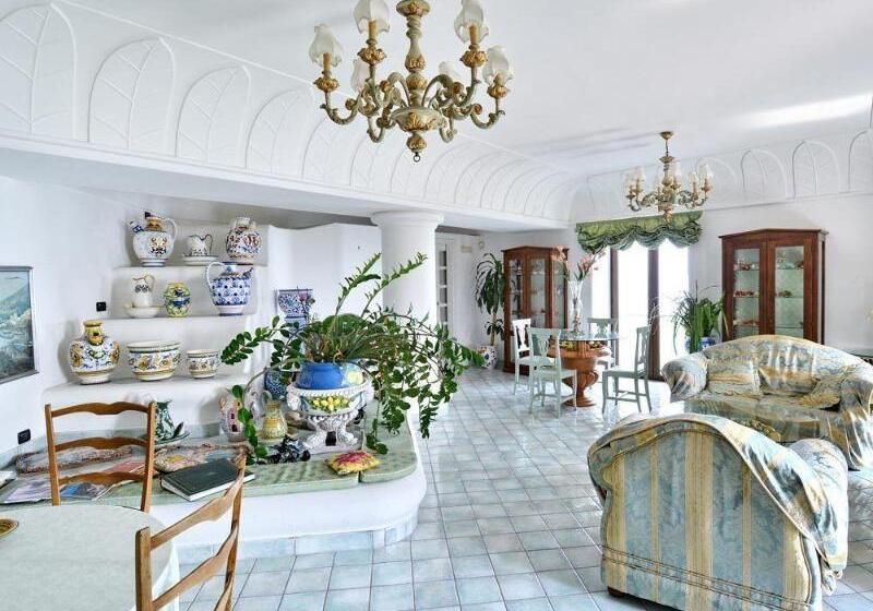 ホテル Albergo La Conca Azzurra