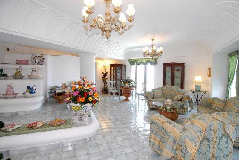 Отель Albergo La Conca Azzurra