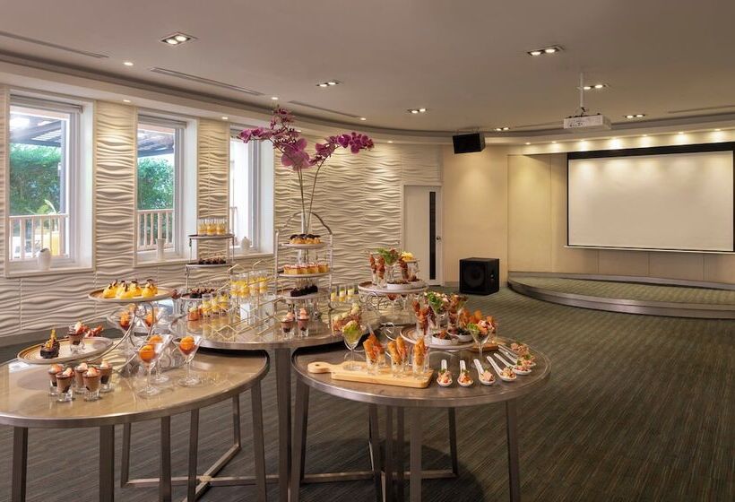 בית מלון כפרי Amari Bangsaen