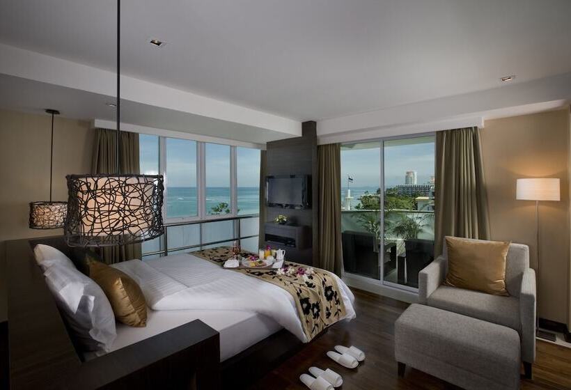 هتل Aone Pattaya Beach Resort