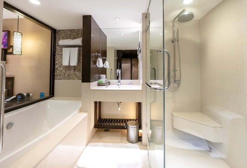 هتل Aone Pattaya Beach Resort