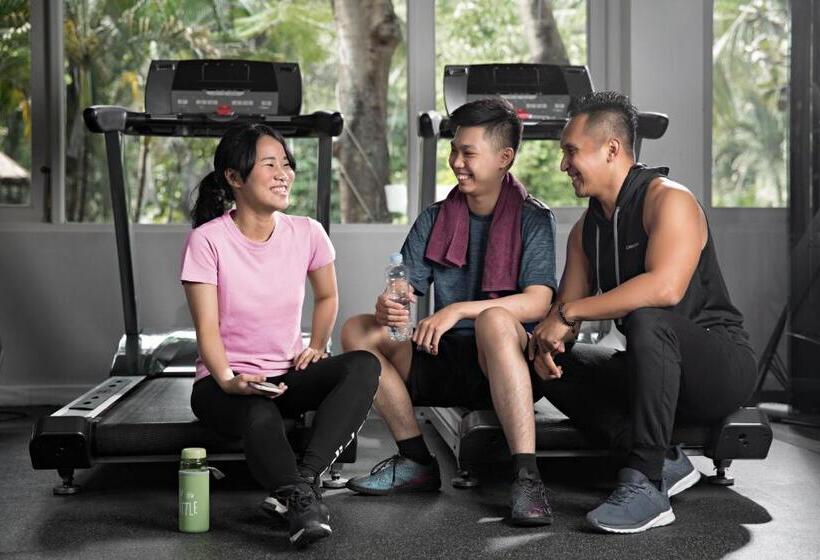 בית מלון כפרי Aryaduta Lippo Village