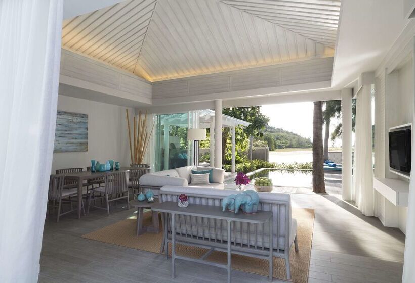 בית מלון כפרי Avani Plus Samui Resort