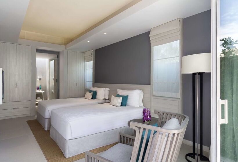 בית מלון כפרי Avani Plus Samui Resort