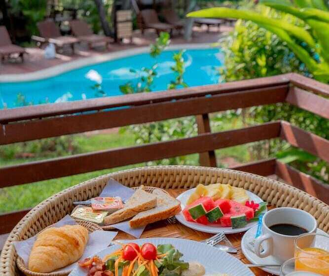 Отель Baan Duangkaew Resort