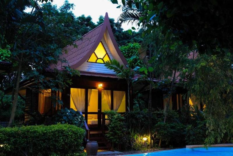 Отель Baan Duangkaew Resort