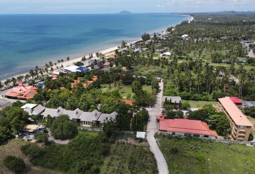 Hotel Baan Grood Arcadia Resort & Spa