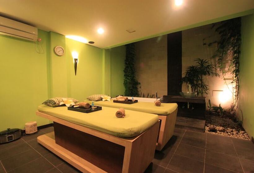 Отель Bakung Sari Resort