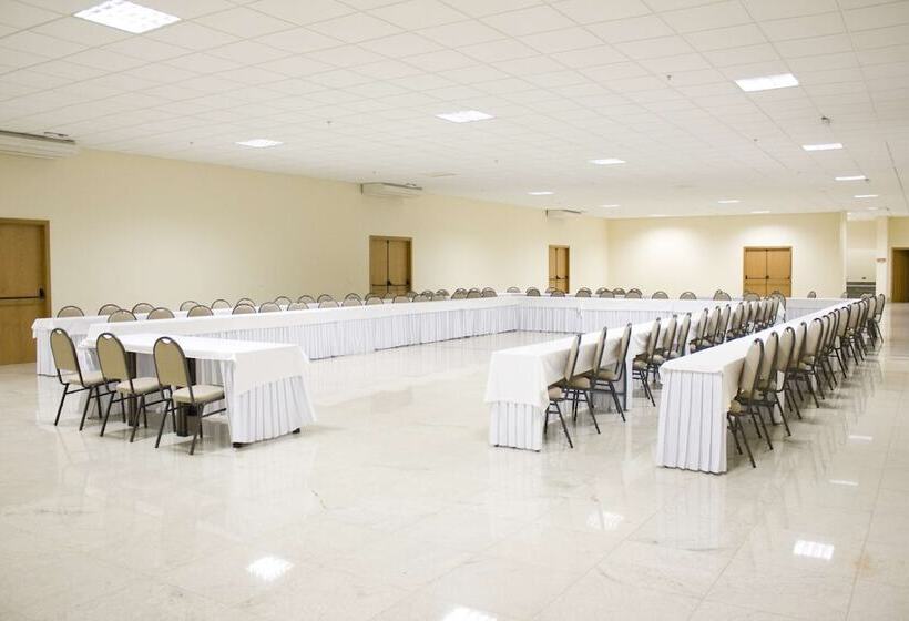 בית מלון כפרי Best Western Suites Le Jardin Caldas Novas