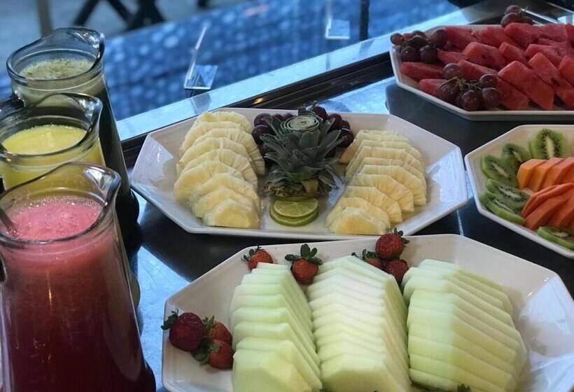 酒店 Brisa Tropical De Macaé