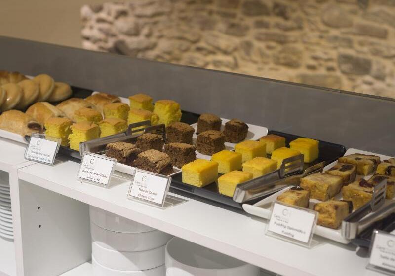 Отель Carrís Casa De La Troya