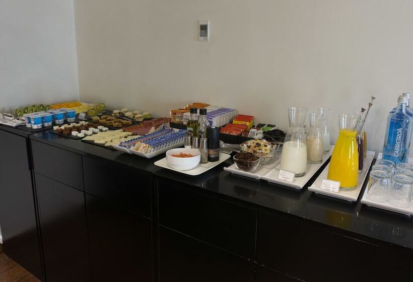 Отель Carrís Casa De La Troya