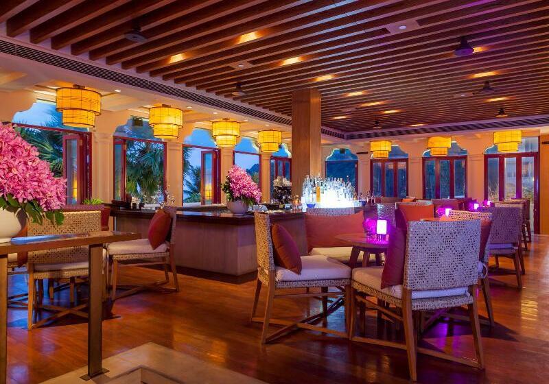 Hotel Centara Grand Beach Resort Phuket   Sha Plus