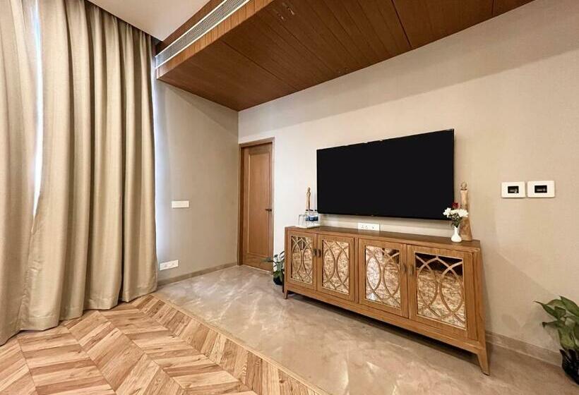 בית מלון כפרי Centre Point