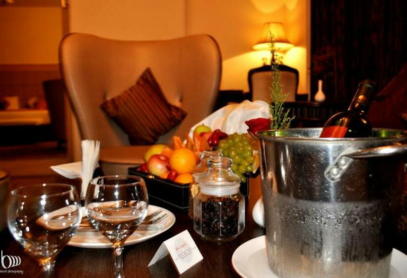 בית מלון כפרי Centre Point