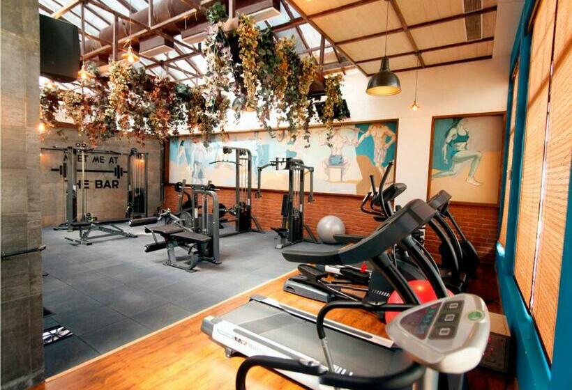 בית מלון כפרי Centre Point