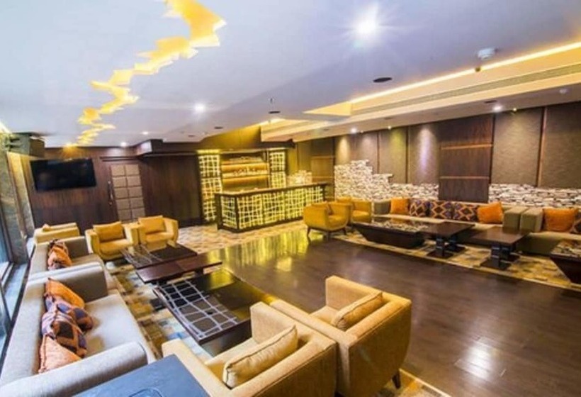 בית מלון כפרי Centre Point