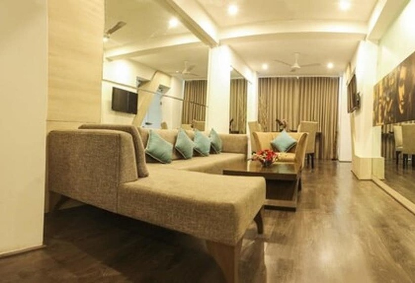 בית מלון כפרי Centre Point