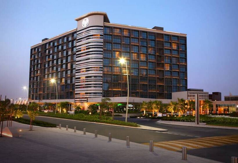 هتل Centro Yas Island By Rotana