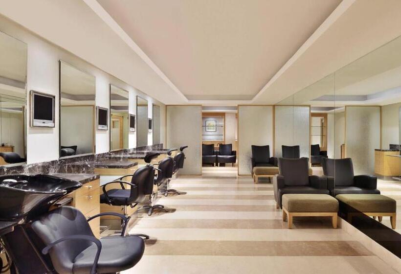 هتل Courtyard By Marriott Chennai