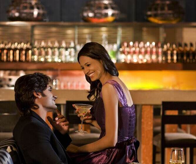 هتل Courtyard By Marriott Hyderabad