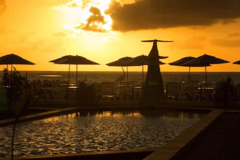 Отель Crôa Mares