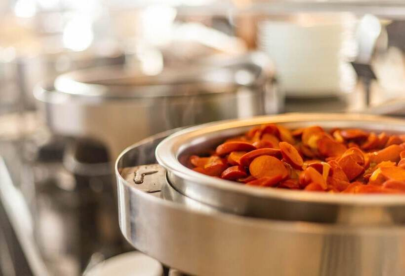 Отель Crôa Mares