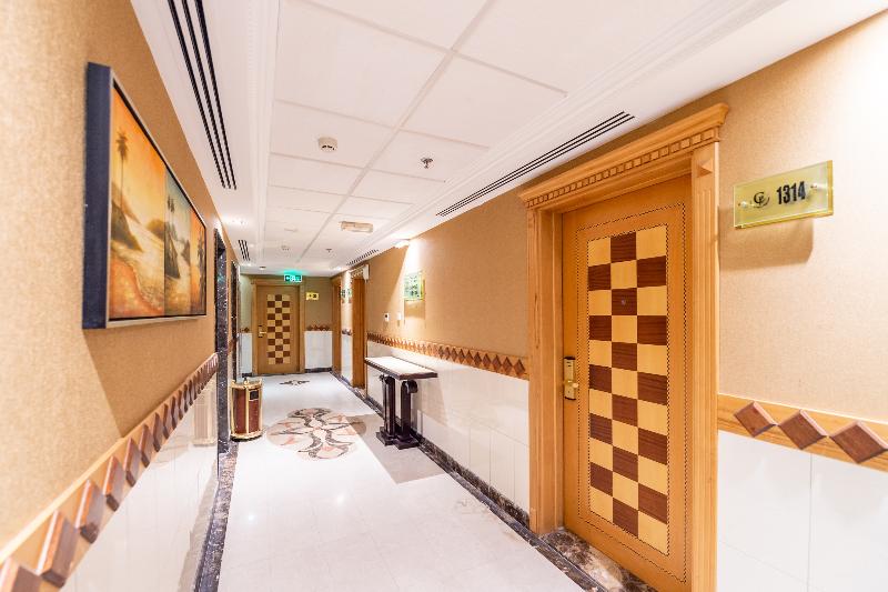 هتل Crystal Plaza