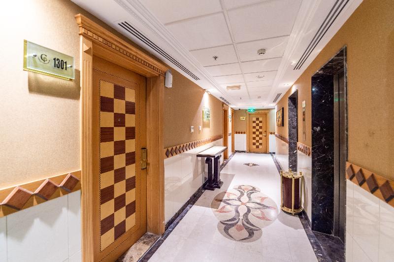 هتل Crystal Plaza