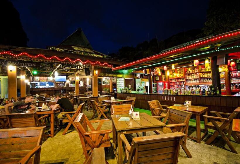 فندق Diamond Cave Resort