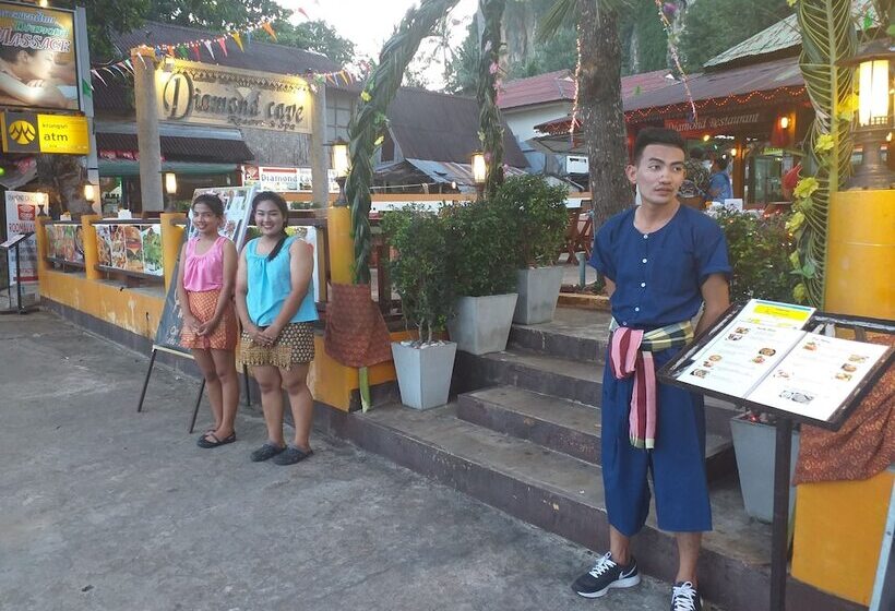 فندق Diamond Cave Resort